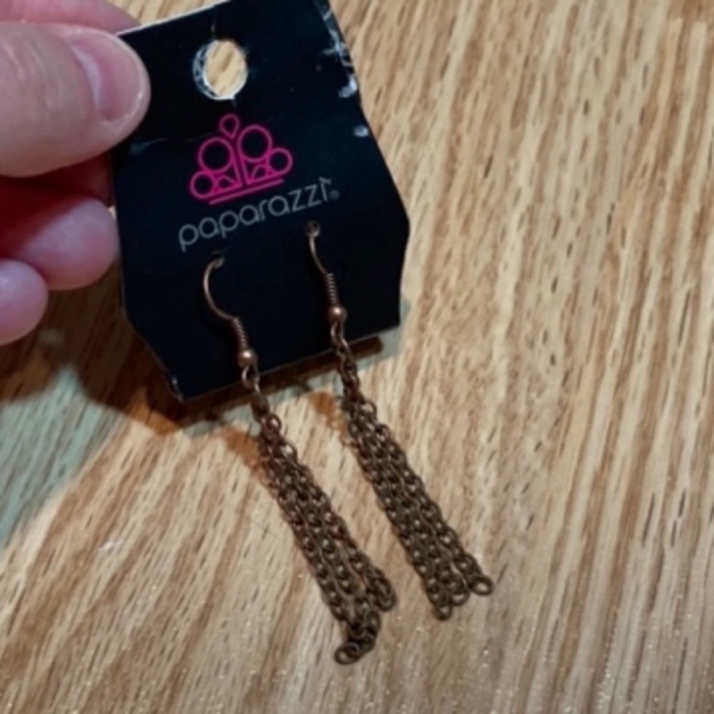 NWT Paparazzi Bronze Chain Earrings